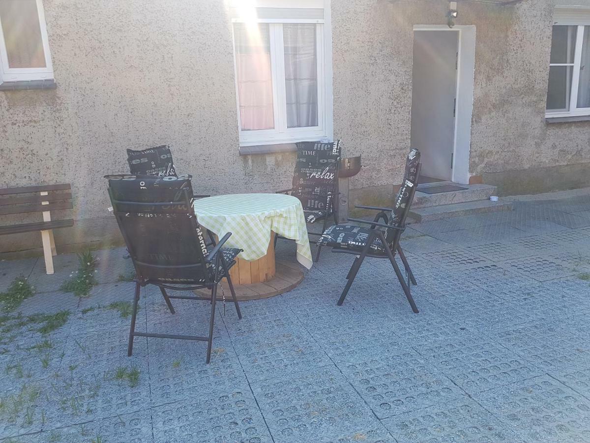 Ferienwohnung In Diehlo Eisenhuettenstadt Luaran gambar
